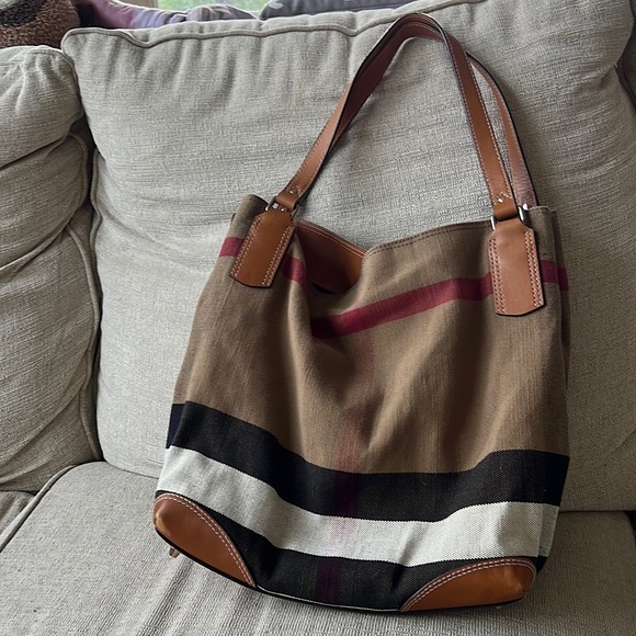 Burberry Handbags - Burberry Canvas Check Medium Maidstone Tote